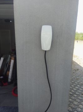 kainan Gomes - Sintra - Lamp Installation