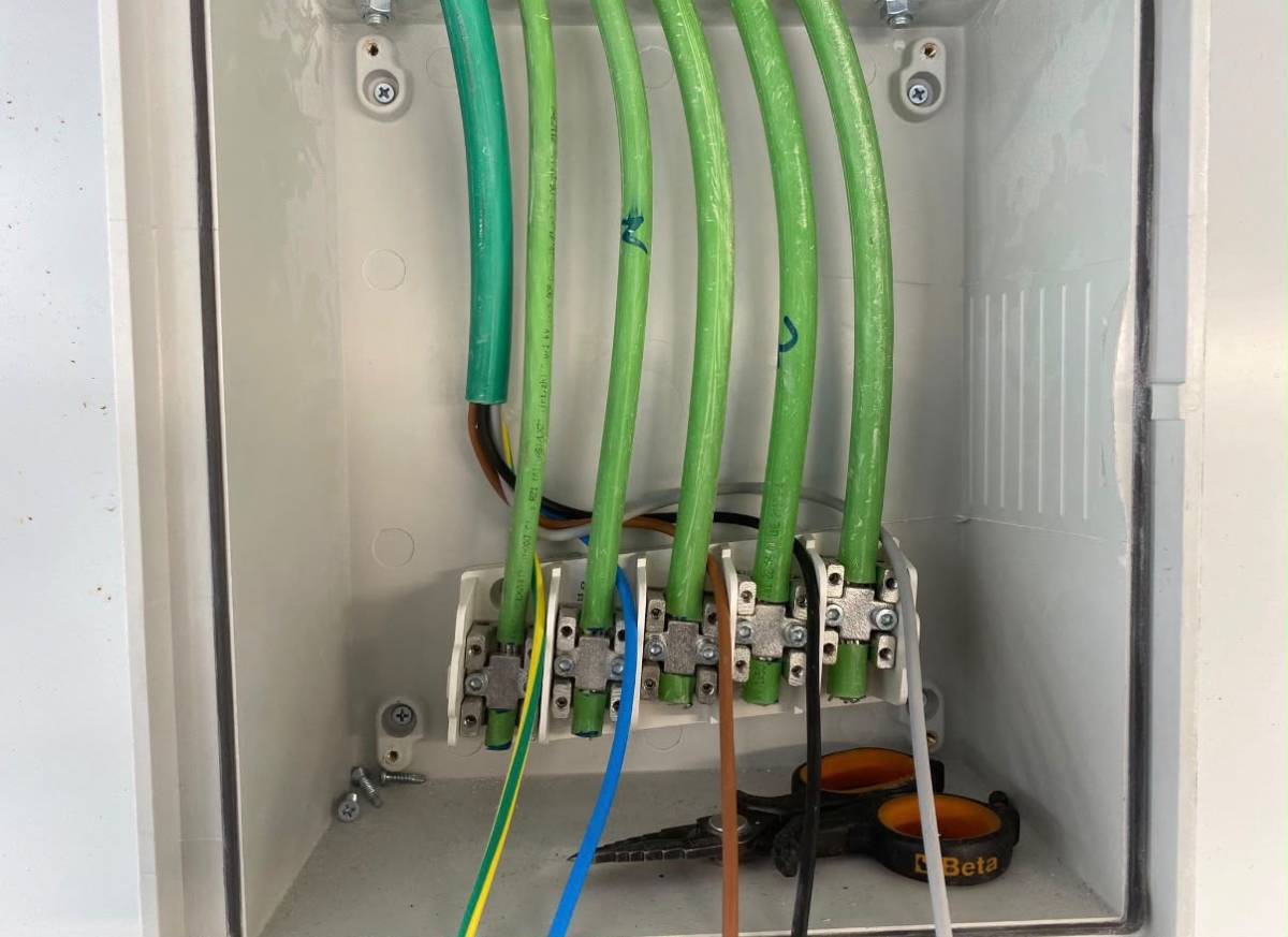 Soluções eletricas - Felgueiras - Circuit Breaker Panel or Fuse Box Installation
