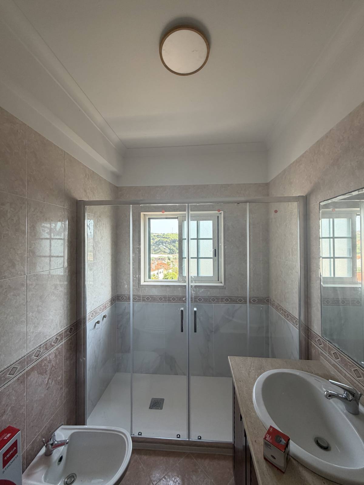 Serviços de remodelação em geral - Sobral de Monte Agraço - Interior Wall Addition