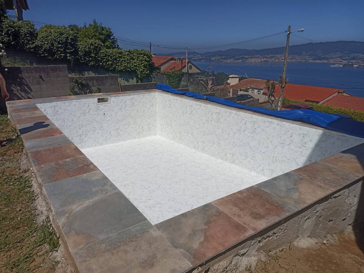 Avance Construção de Piscinas - Almada - Instalação de Piscina