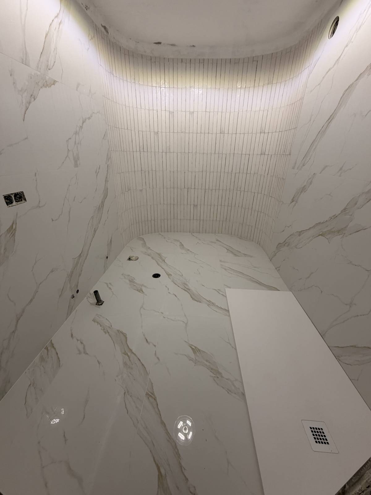 JUNIOR LADRILHOS CONSTRUÇÕES - Porto de Mós - Remodelação de Casa de Banho