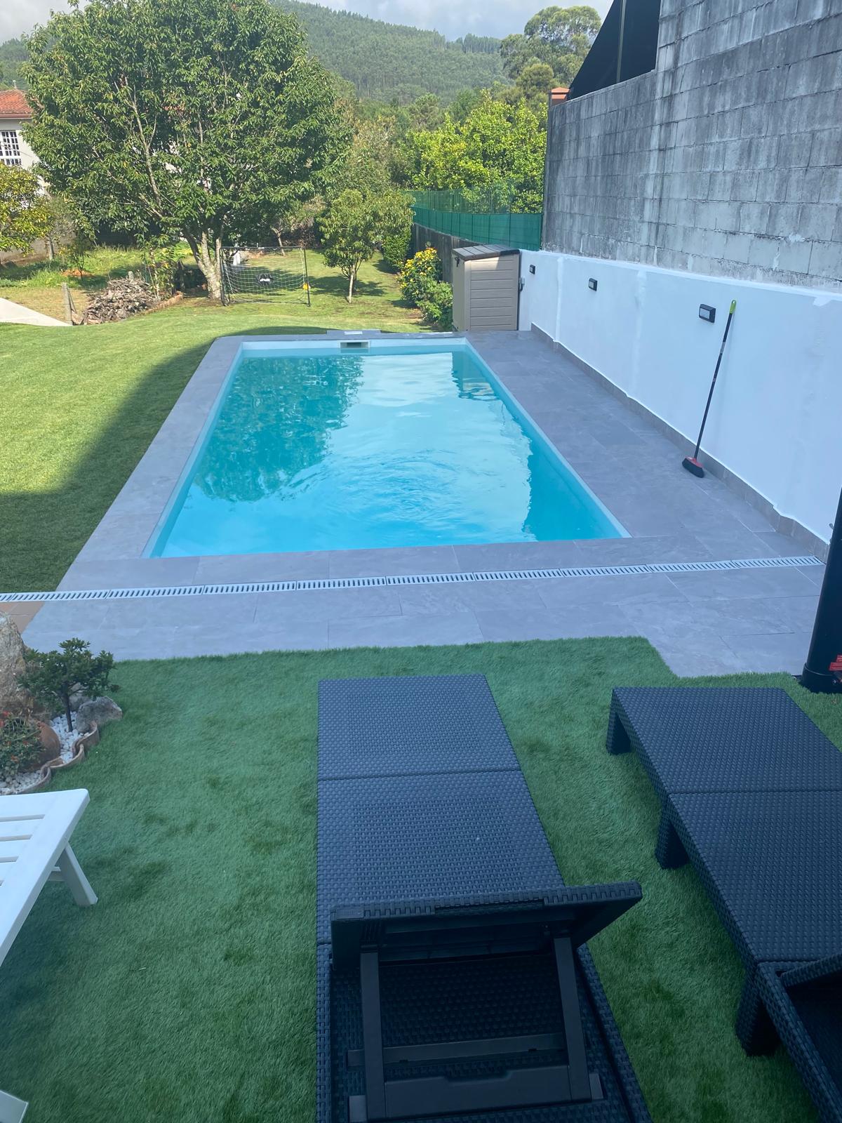 Avance Construção de Piscinas - Almada - Limpeza ou Manutenção de Piscina