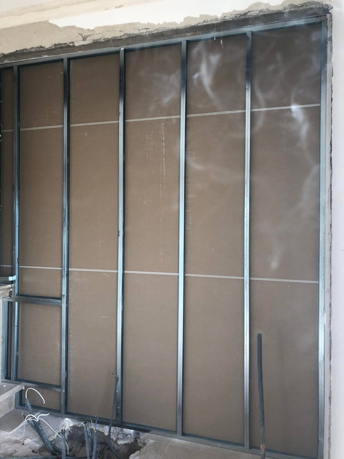 Paulo Pedro - Peniche - Siding Installation, Repair, or Removal