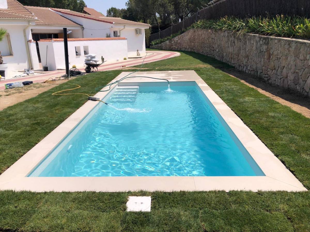 Avance Construção de Piscinas - Almada - Piscinas, Saunas, Hidromassagem e SPAs