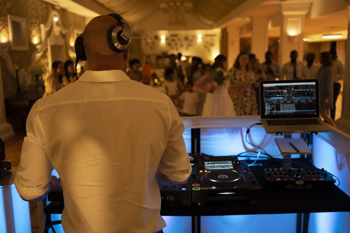 Insonik DJs - Oeiras - Música para Cerimónia de Casamento