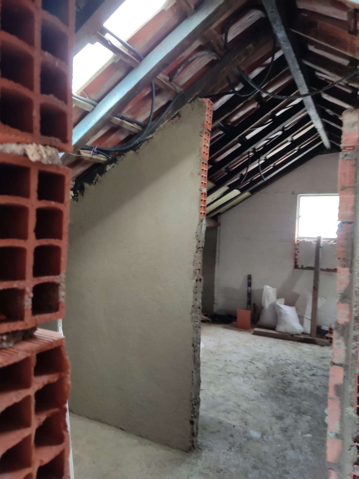 Obra On - Oeiras - Interior Wall Addition