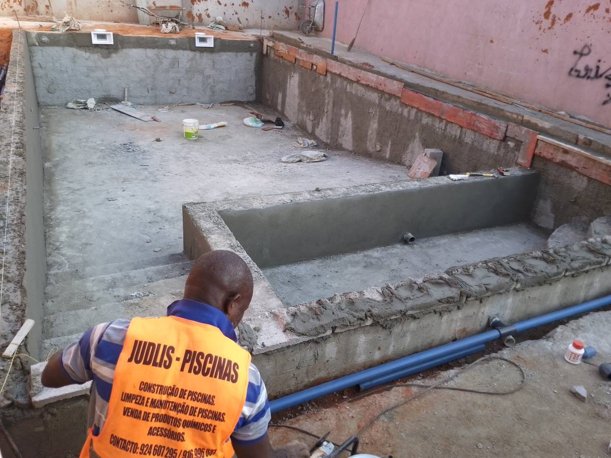 Judlis-piscinas - Loures - Sauna Repair or Maintenance