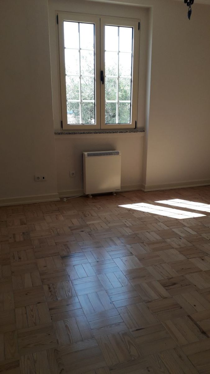 Clarinda - Mação - Stone or Tile Flooring Installation