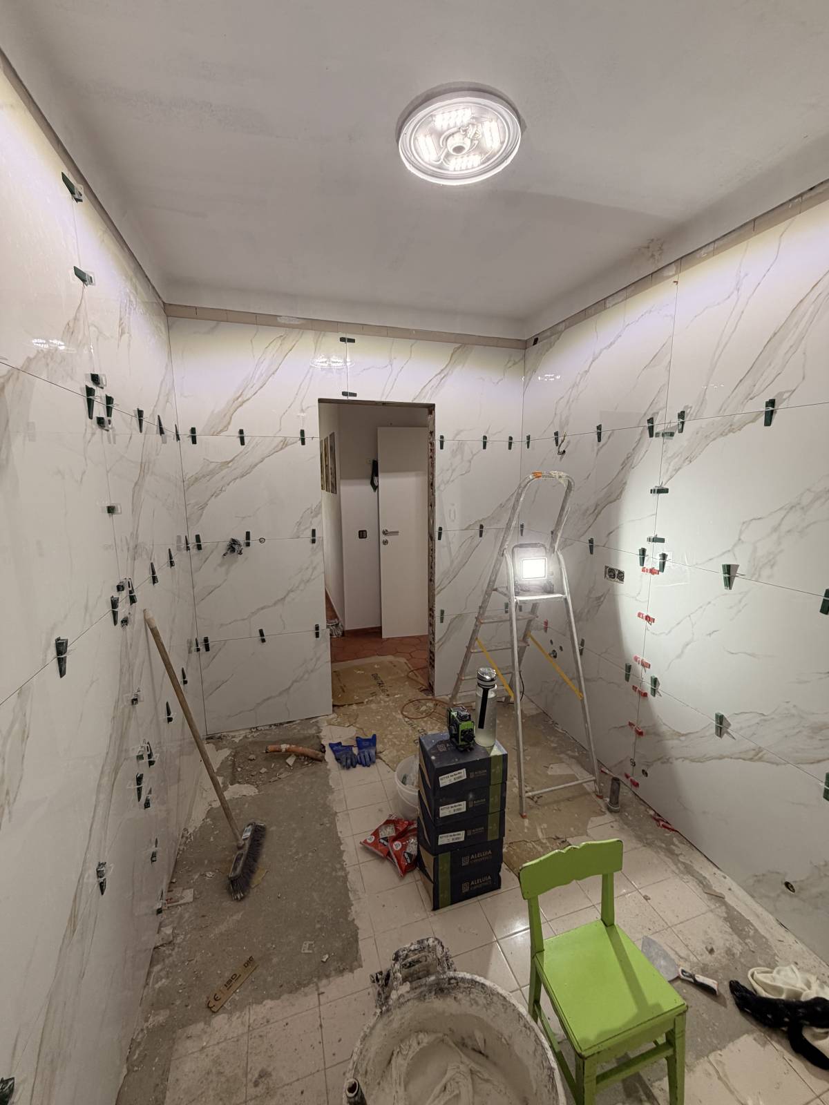 JUNIOR LADRILHOS CONSTRUÇÕES - Porto de Mós - Remodelação de Cozinhas