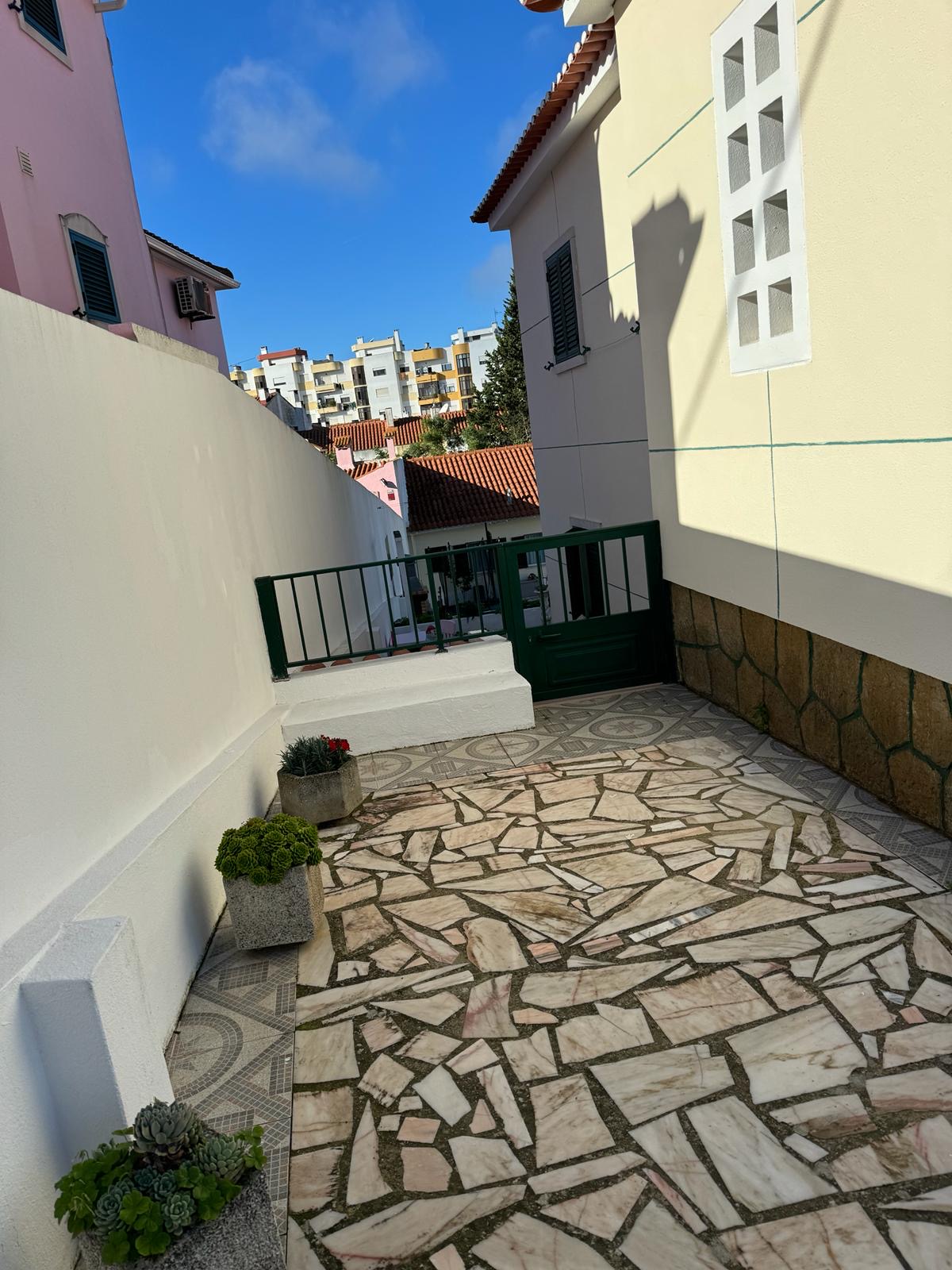 RUDI remodelações - Almada - Tile Repair
