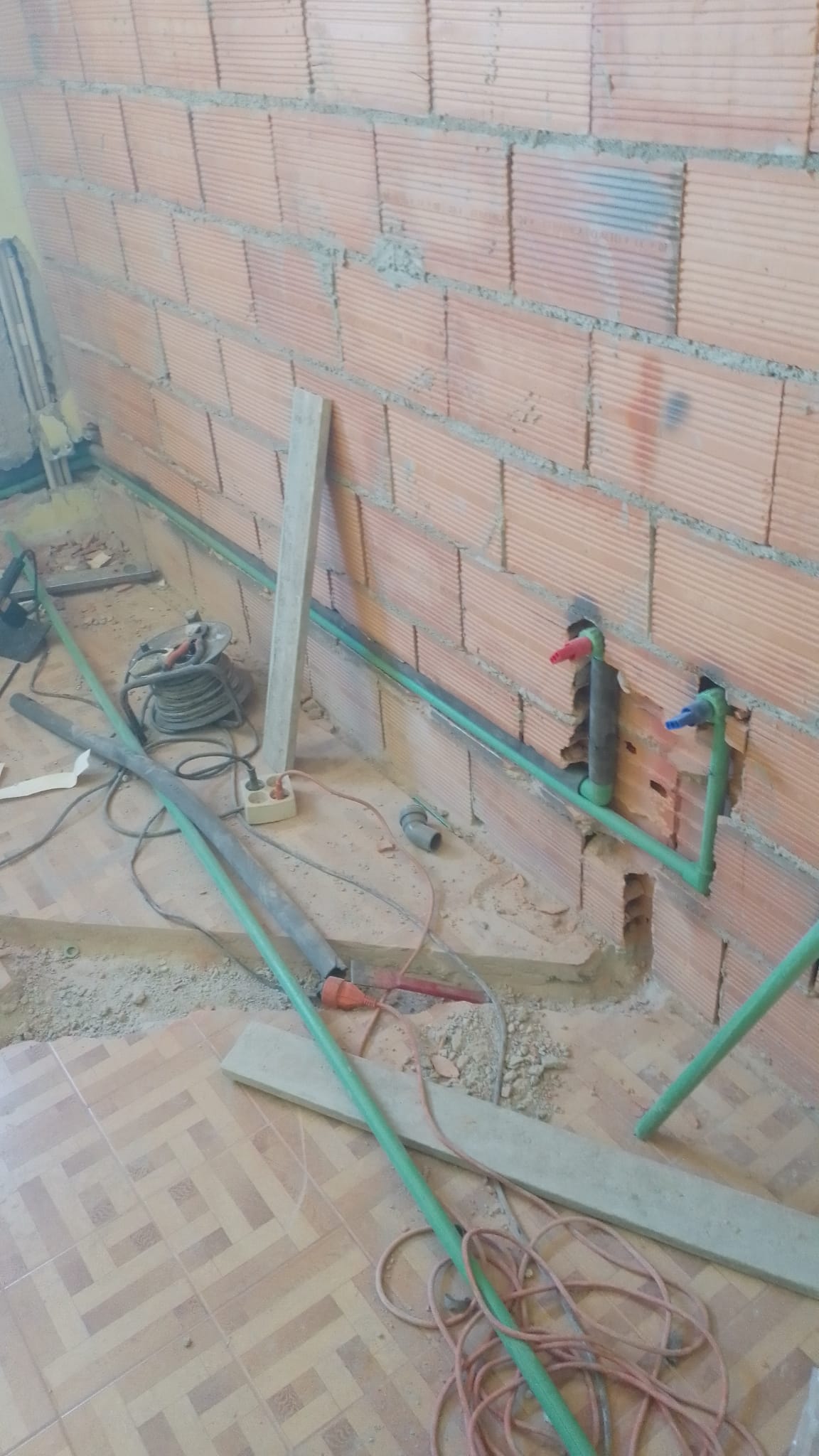 MR construções - Vila do Conde - Floor Tiling