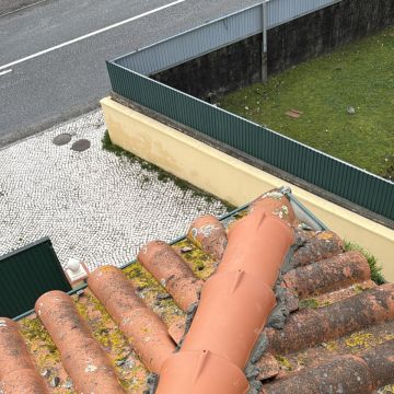 JUNIOR LADRILHOS CONSTRUÇÕES - Porto de Mós - Reparação ou Substituição de Pavimento em Pedra ou Ladrilho