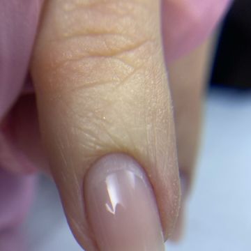 Gabriela Iervenes - Nail Designer - Lisboa - Cabeleireiros