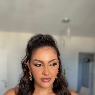 Duda Monfardini Beauty - Anadia - Haarstyling für Events