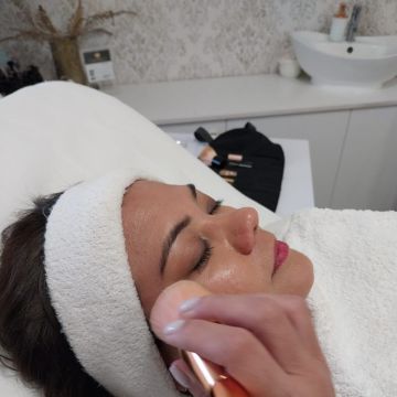 ANNE OLIVEIRA, UNIPESSOAL, LDA - Leiria - Deep Tissue Massage