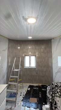 Junior ladrilhos - Porto de Mós - Revestimento de Casa de Banho