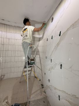JUNIOR LADRILHOS CONSTRUÇÕES - Porto de Mós - Reparação ou Substituição de Pavimento Vinílico ou Linóleo