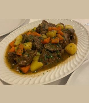 Chef Eliene - Lisboa - Organização de Festa de Chá Revelação