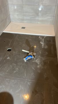 Junior ladrilhos - Porto de Mós - Instalação de Piso Aquecido