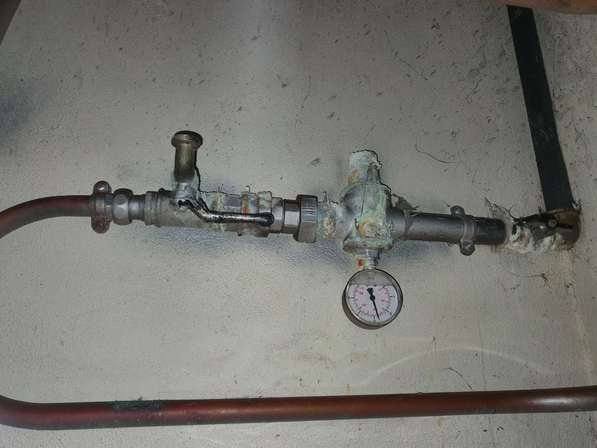 Anthony - Esposende - Radiator Installation or Replacement