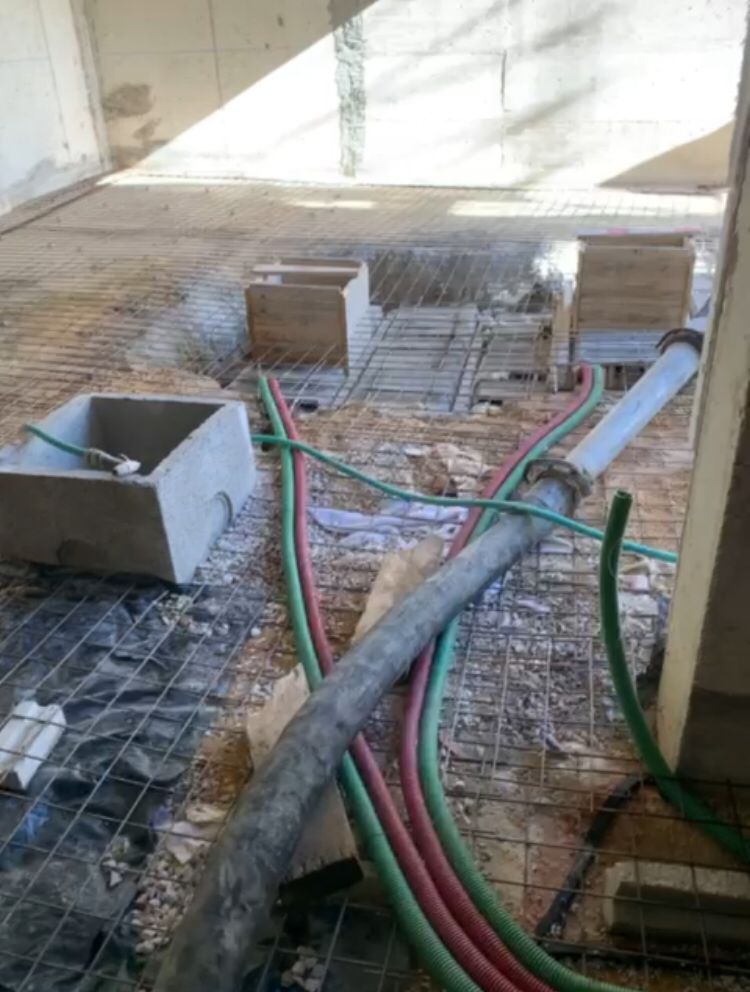 Elopes Engenharia, construção e remodelação - Lisboa - Revestimento de Pavimento