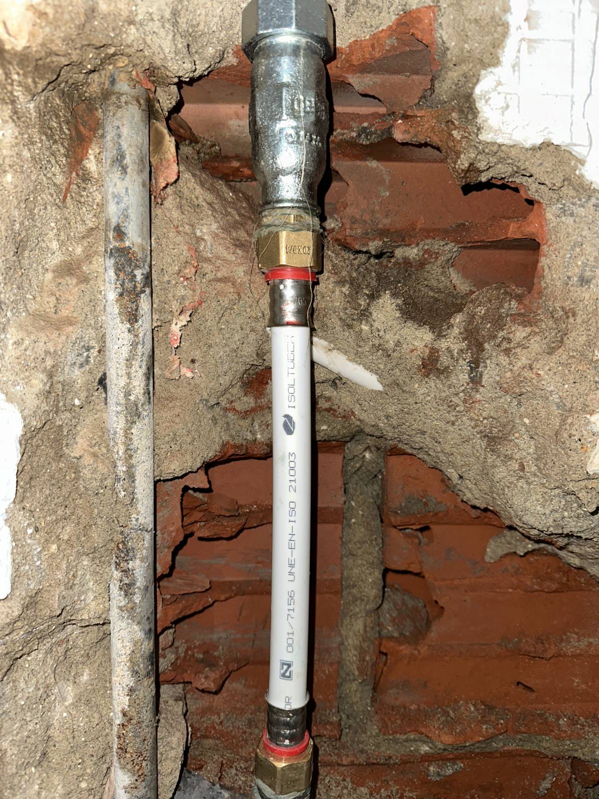 Domusfix Serviços - Lisboa - Reparação de Tubos de Canalização