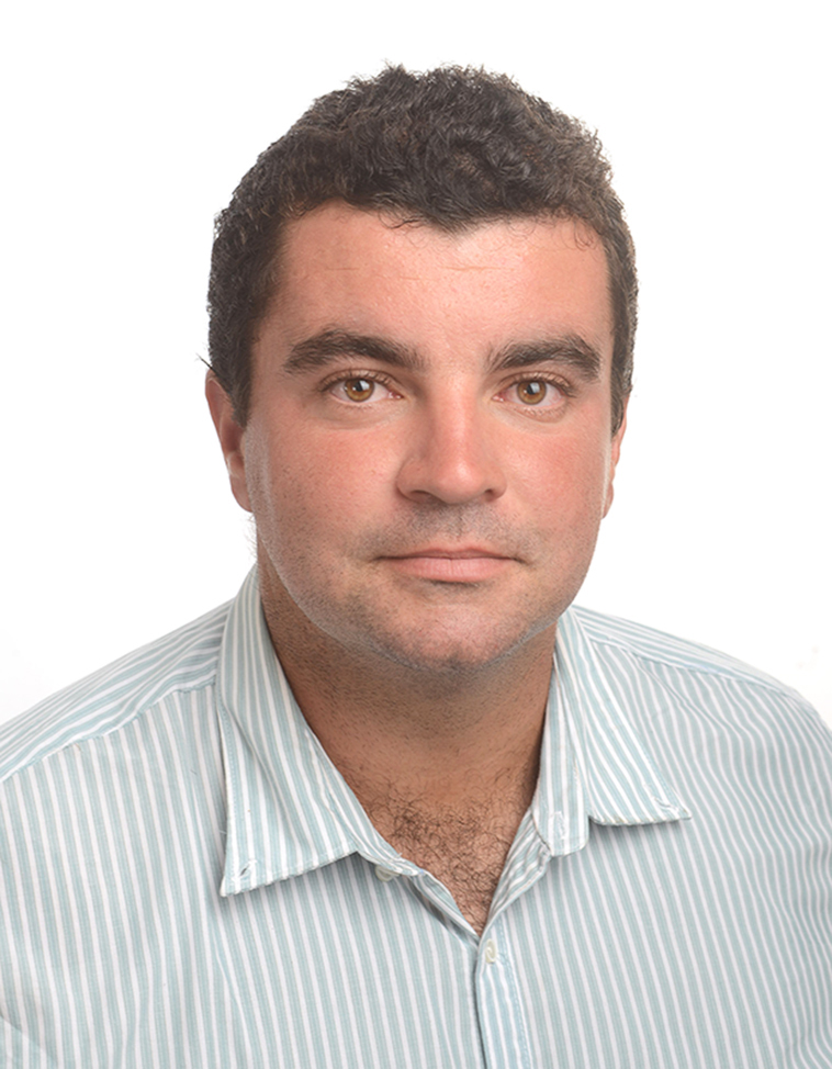 João Nuno - Vila Franca de Xira - Poda y mantenimiento de árboles