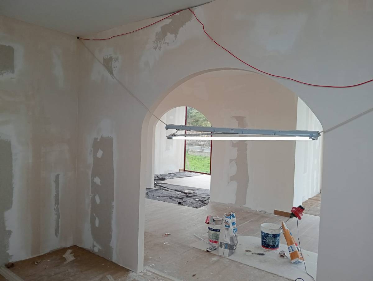 Pladur, piso flutuante, pintura - Torres Vedras - Concrete Flooring Installation
