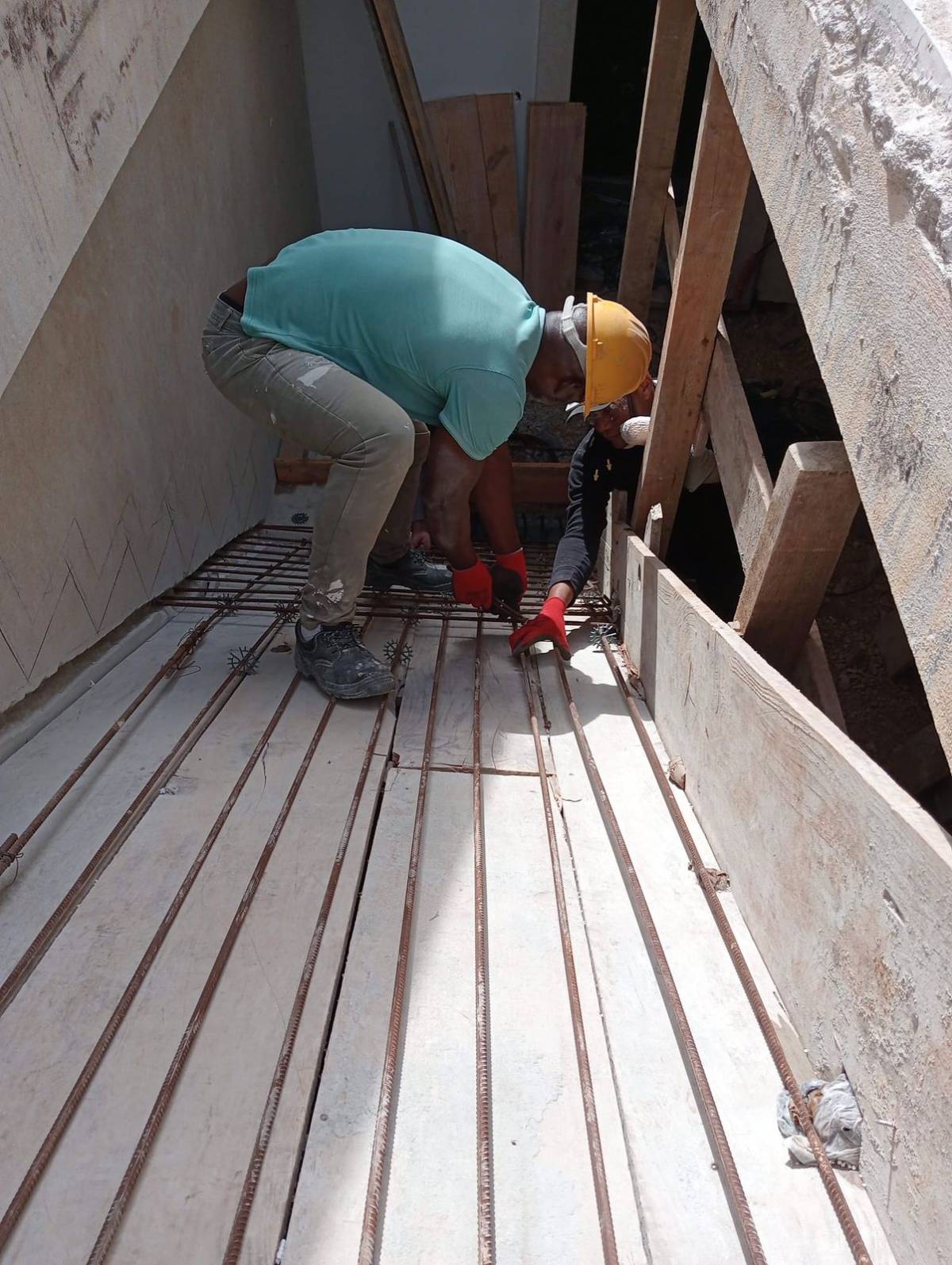 Elopes Engenharia, construção e remodelação - Lisboa - Limpeza de Telhado