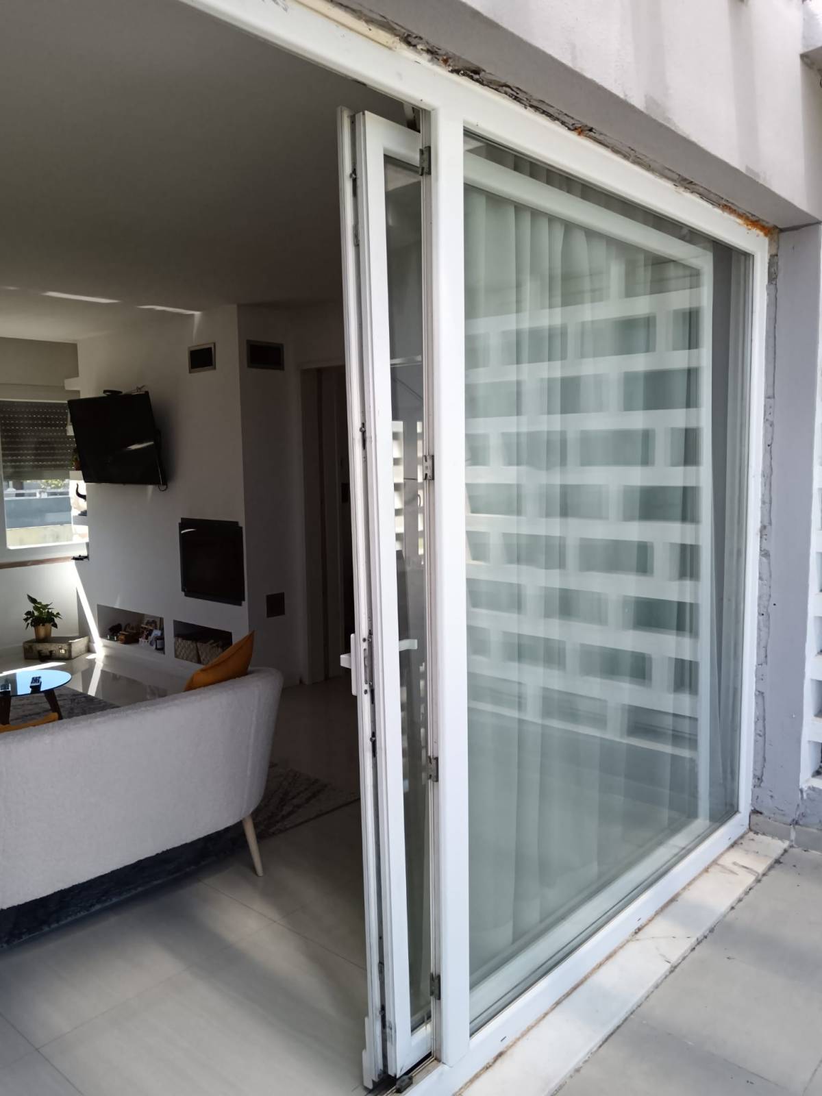 Projeta Estores e Janelas - Montijo - Estores e Persianas