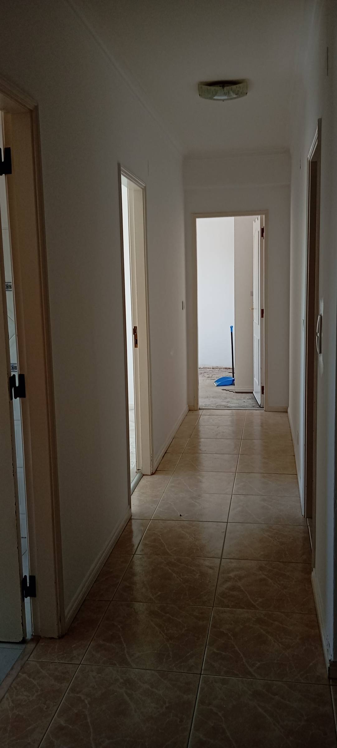 Frazão vertical - Oeiras - Pintura de Portas