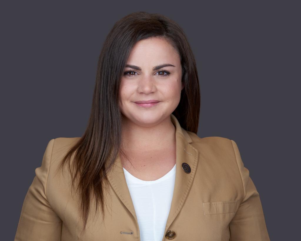 Solange Duarte | Portugal Relocation & Property Services - Montemor-o-Velho - Bank Intermediation