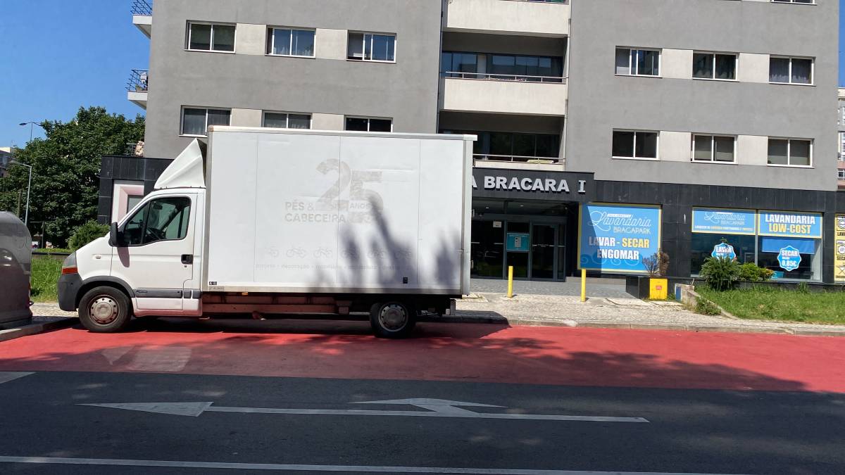 Gato Preto - Transportes, Mudanças e Pequenos Reparos Domésticos - Póvoa de Varzim - Mudanças