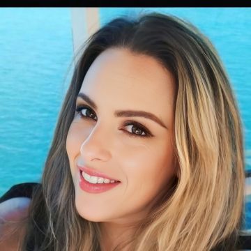 Claudia Lucas - Mafra - Manicure and pedicure (for women)