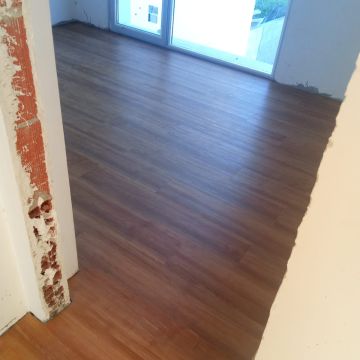 Pladur, piso flutuante, pintura - Torres Vedras - Drywall Repair and Texturing