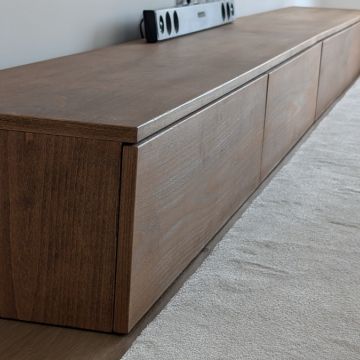 Numood.pt - Mafra - Schrank reparieren