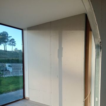 Pladur, piso flutuante, pintura - Torres Vedras - Railing Repair