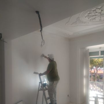 Ilson - Almada - Remodel a Room