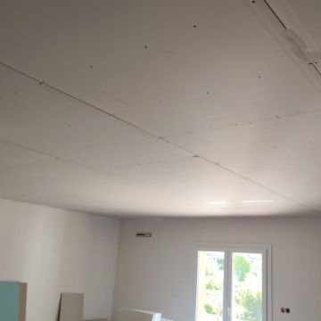 JS REMODELAÇÃOES REVESTIMENTO LDA - Soure - Nivelamento de Superfícies em Betão