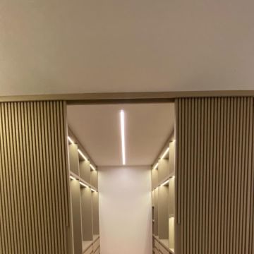 Bruno Dimopoulos - Torres Vedras - Montagem de Mobília