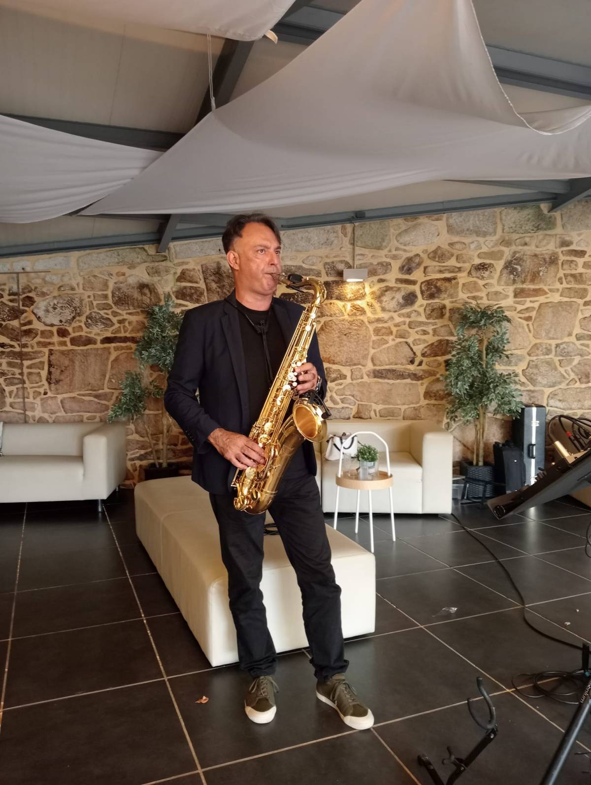 Fábio Schlosser - Braga - Solo Musician Entertainment