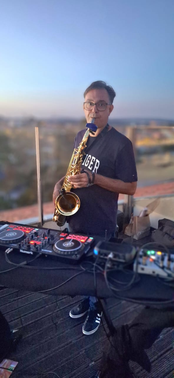 Fábio Schlosser - Braga - Solo Musician Entertainment