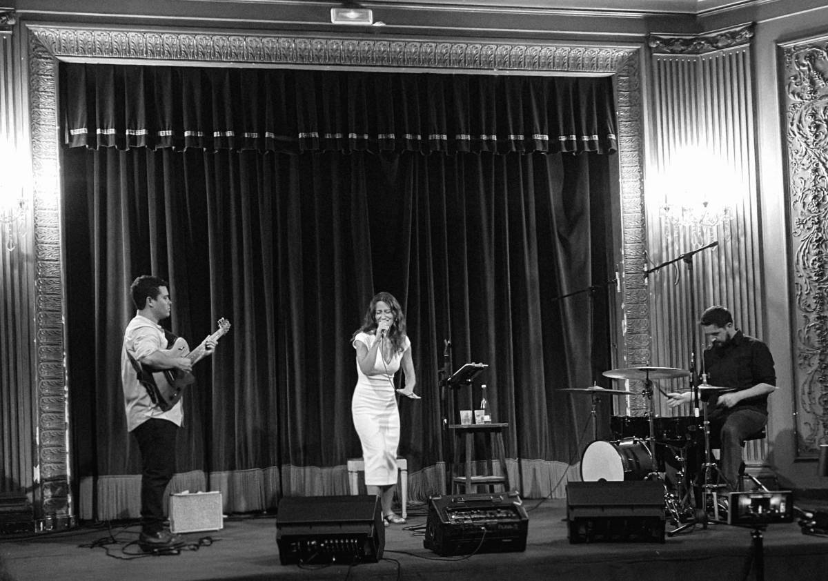 NEVE - Nino E Viola Eventos - Porto - Bandunterhaltung