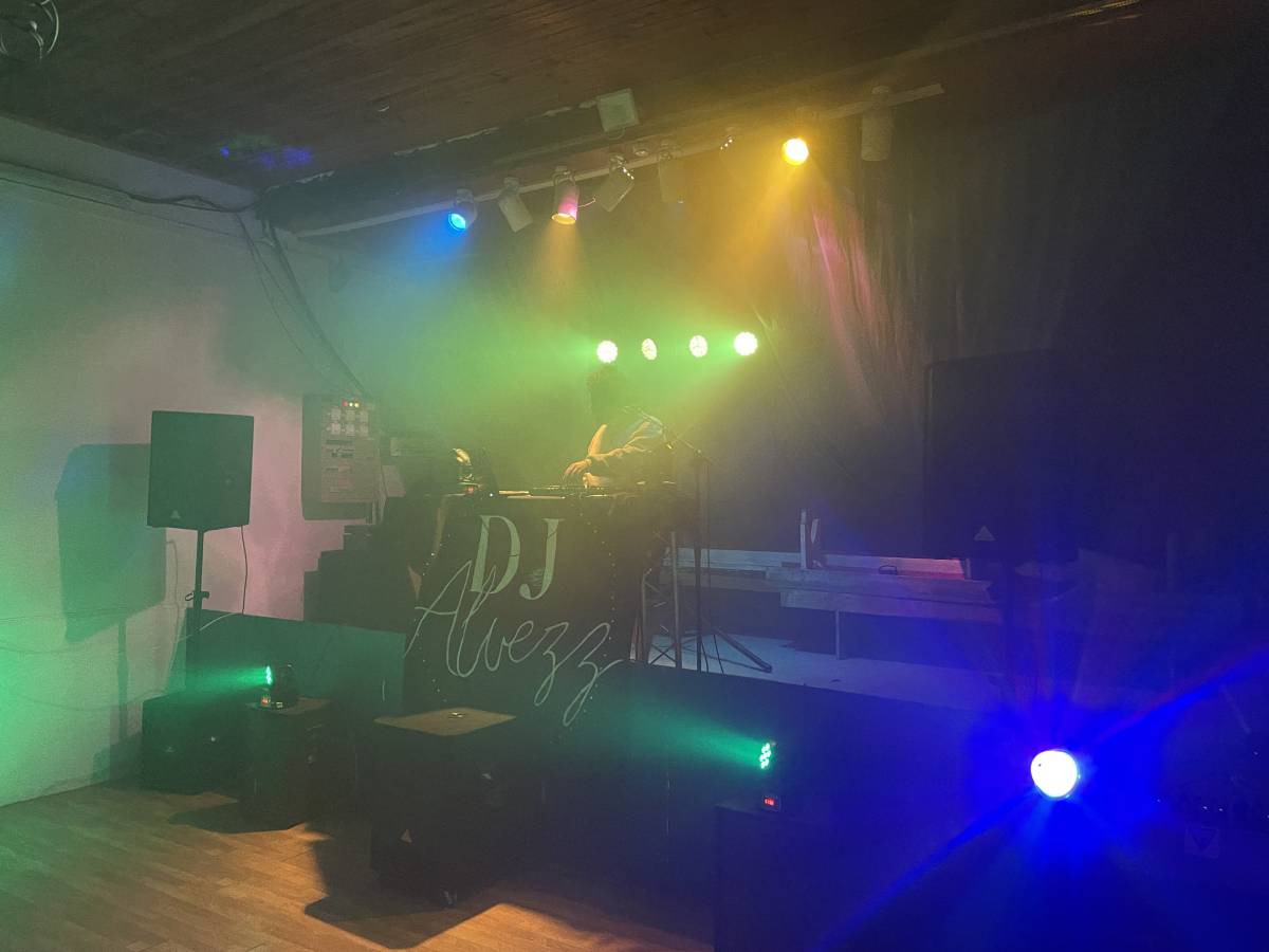 Dj Alvezz - Seixal - DJ pour fêtes et événements