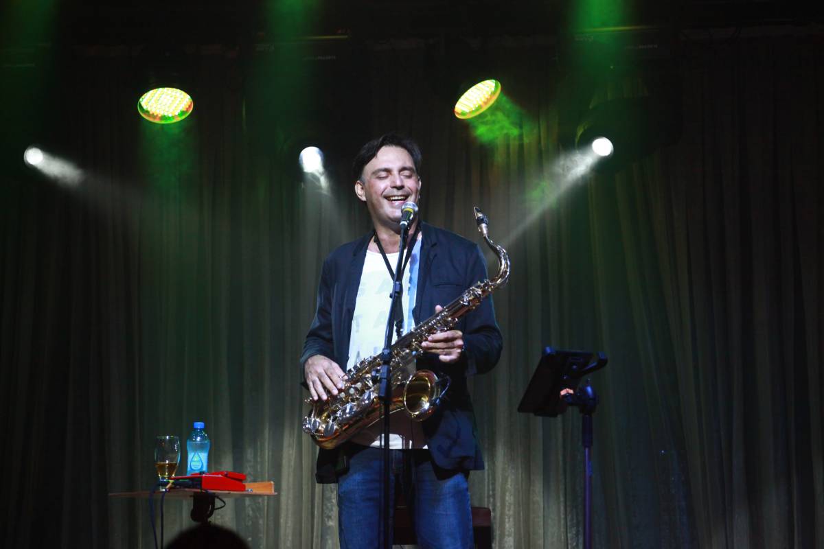 Fábio Schlosser - Braga - Solo Musician Entertainment