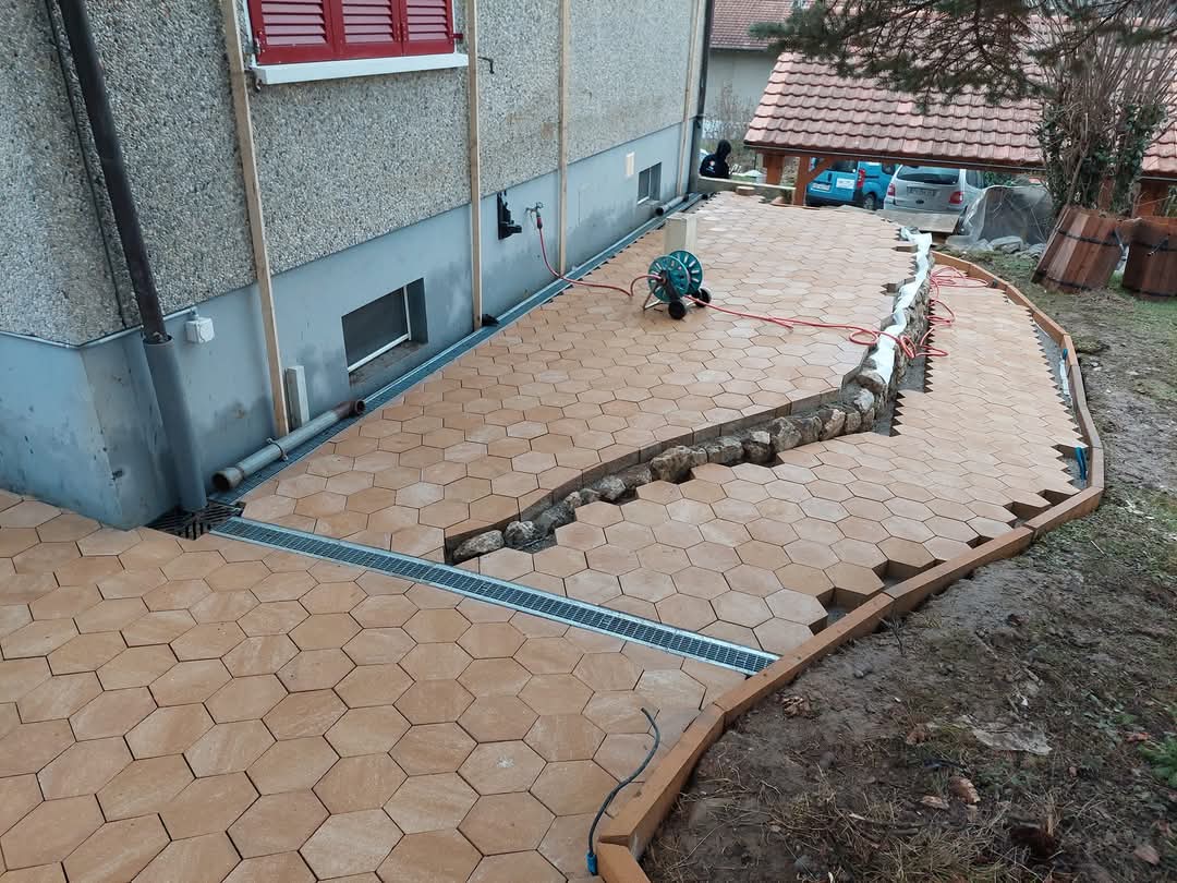 Real remodelações. - Almada - Instalação de Fossa Séptica