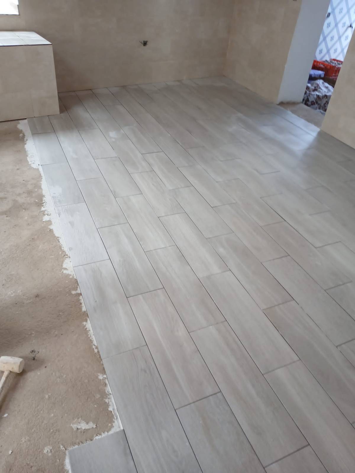 El hakym Para construção e reparação - Silves - Instalación de alfombras