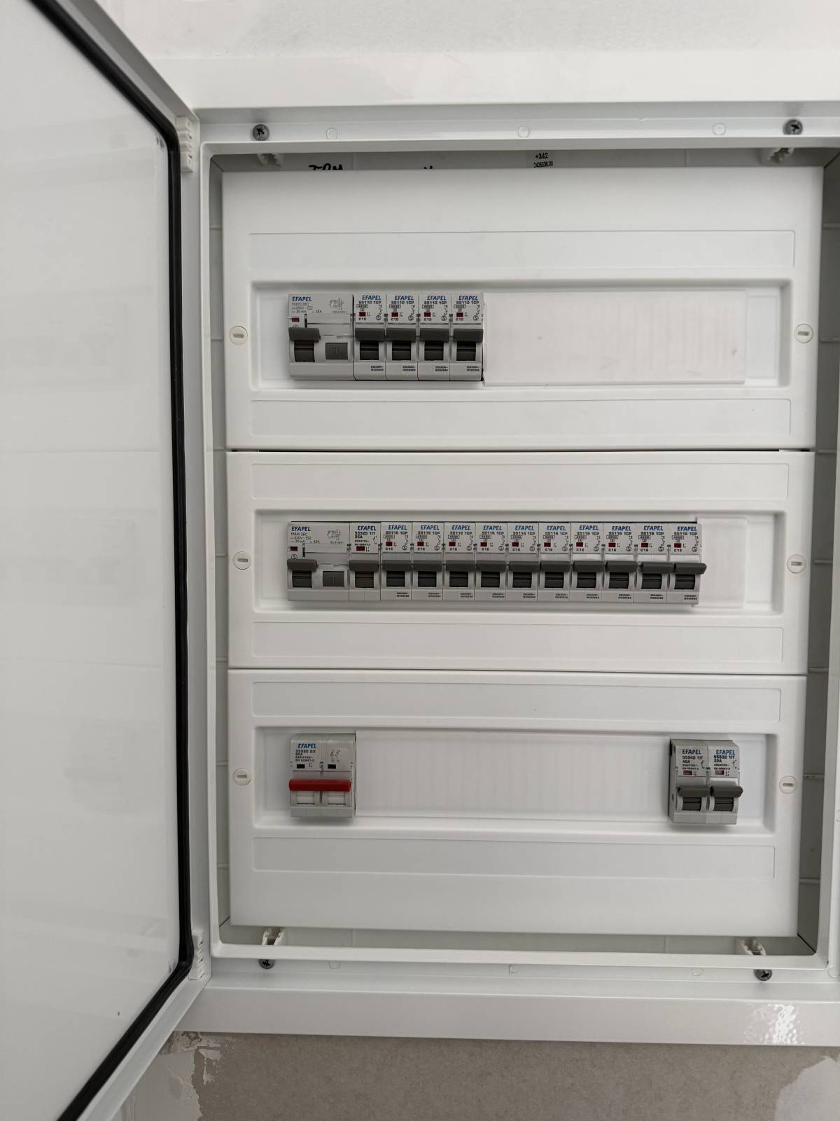 Ivan - Sintra - Instalação de Lâmpada