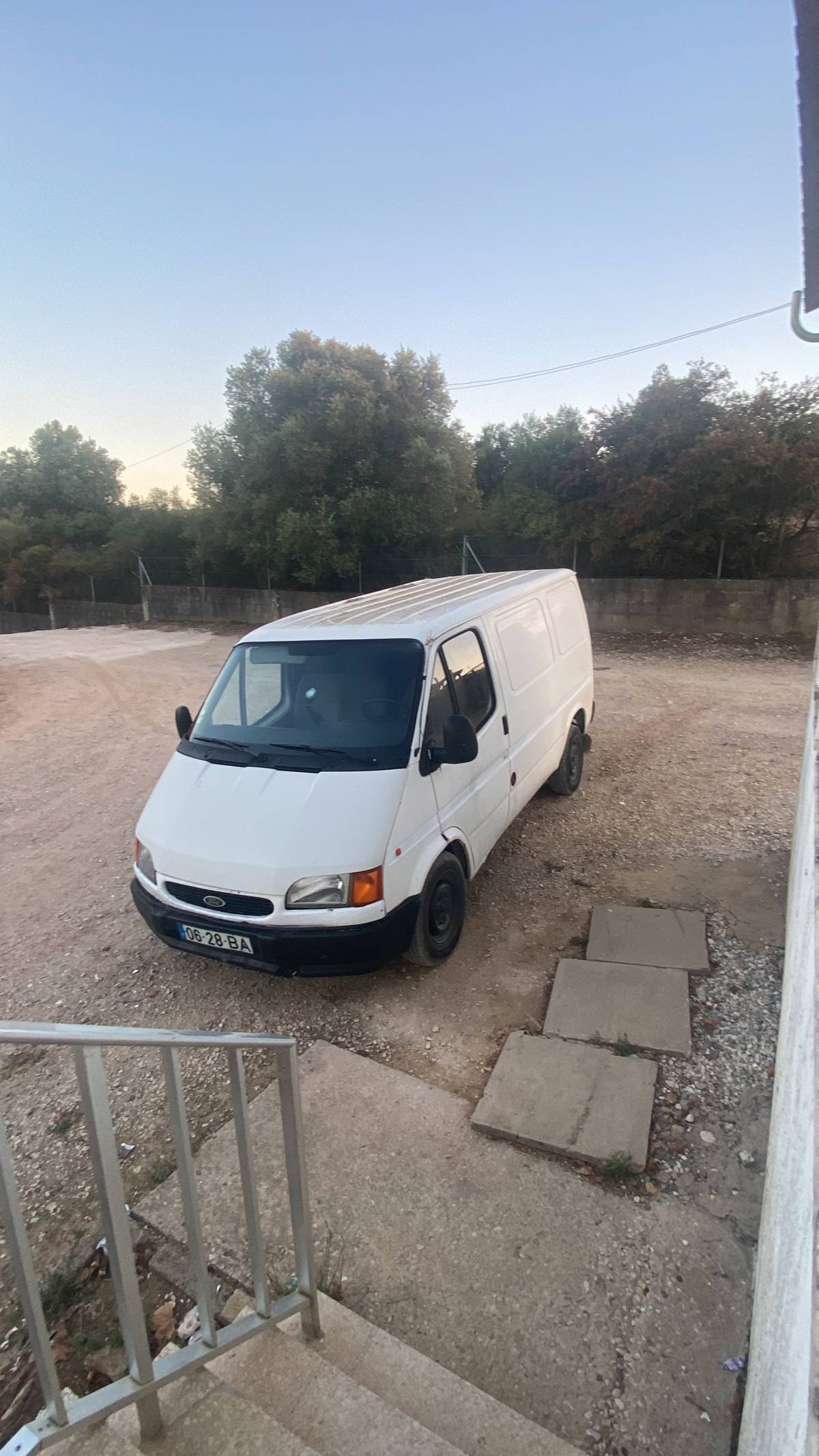 John petter transportes  e recolhas - Mafra - Innenwand einbauen