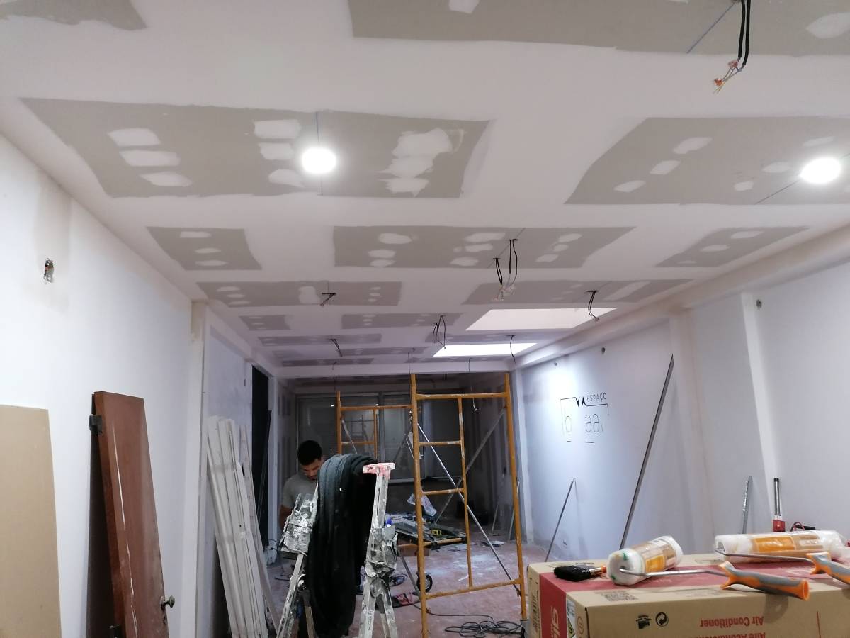 MP Artwall - Almada - Malerarbeiten an Gebäuden